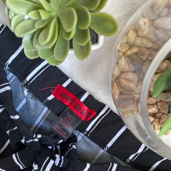 black and white striped flare pants with slit - Picture 2 of 3